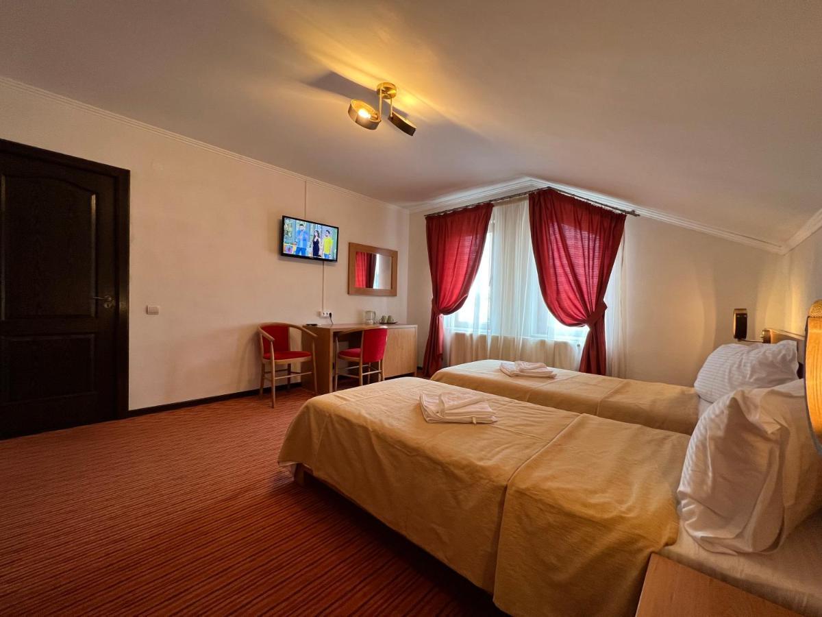 Hotel Casa Manu Sibiu Esterno foto